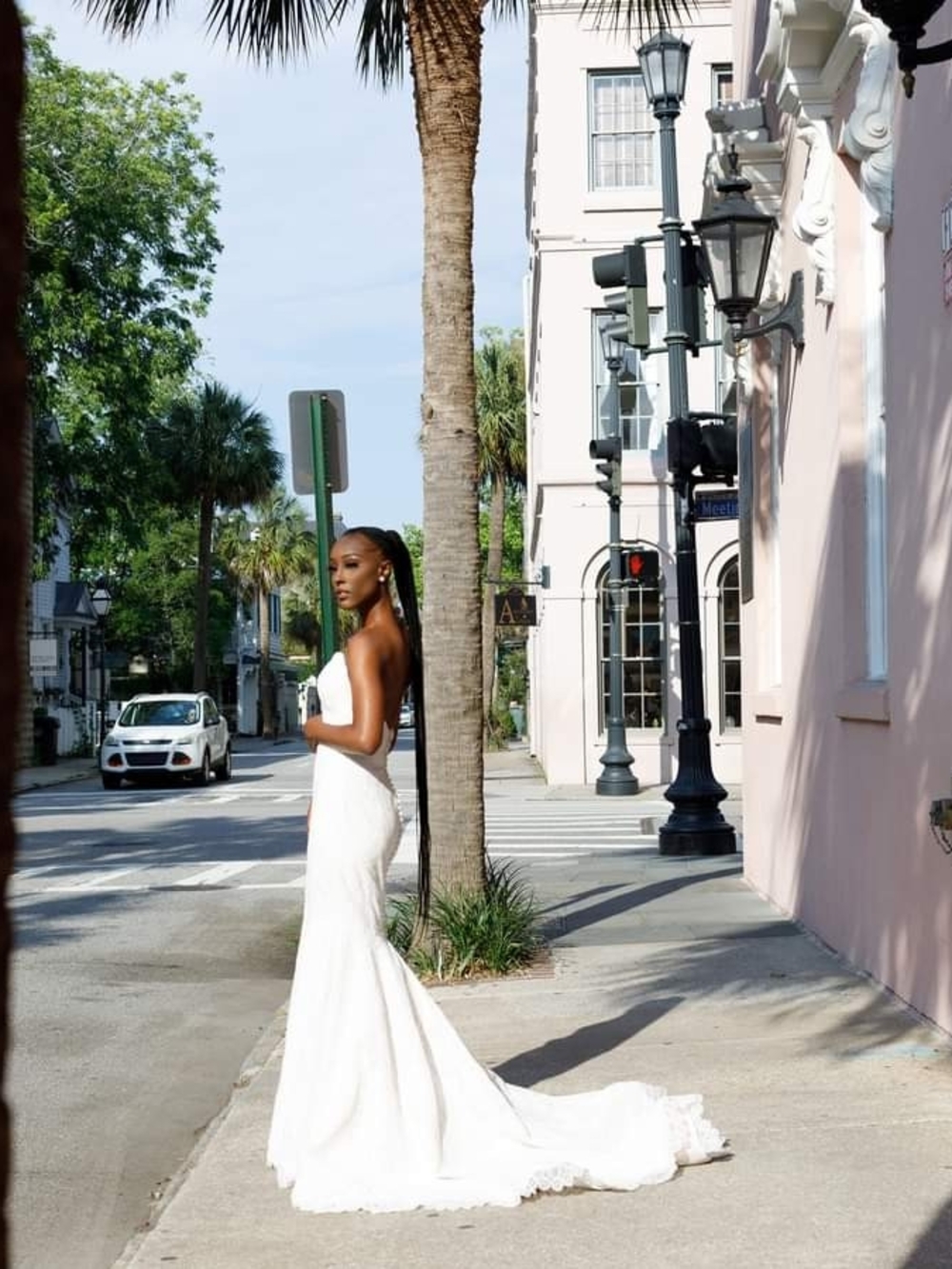Elegant White Strapless Mermaid Dress - Brand Unknown